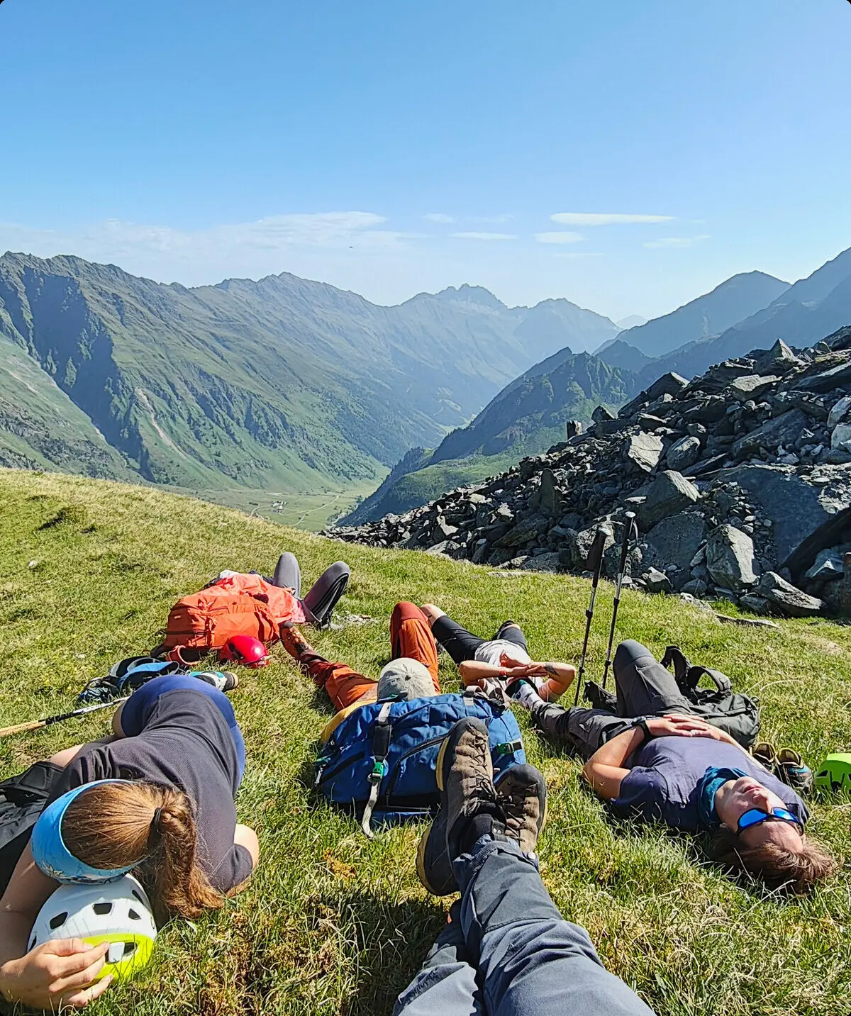 Wandergruppe bei Rast | © Dav Wuppertal / Stefan Strunk