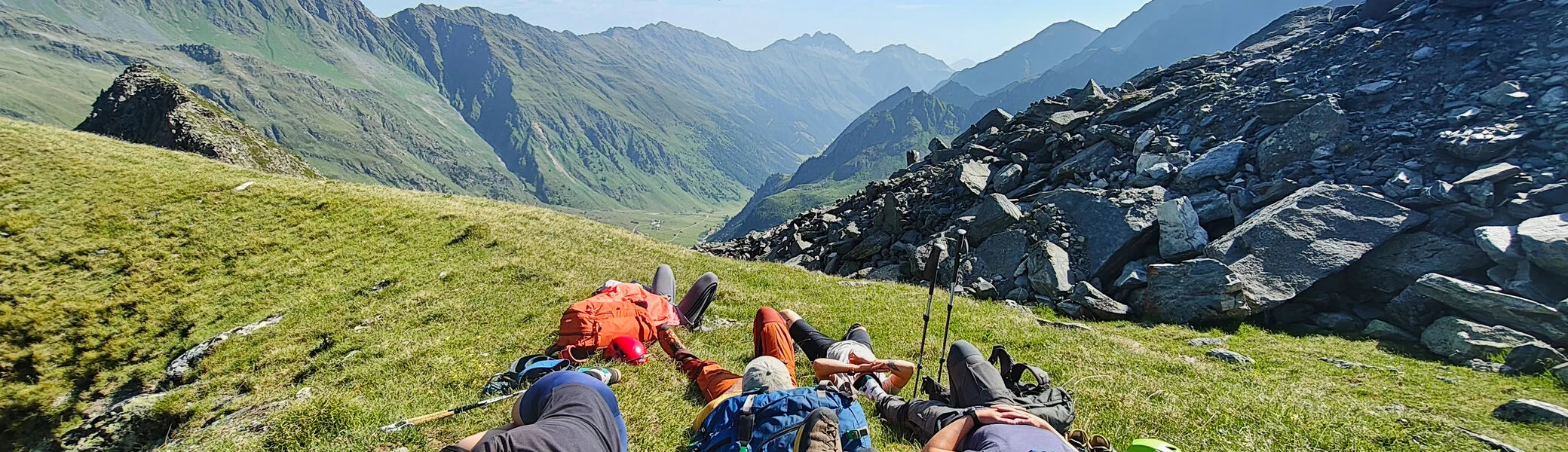 Wandergruppe bei Rast | © Dav Wuppertal / Stefan Strunk