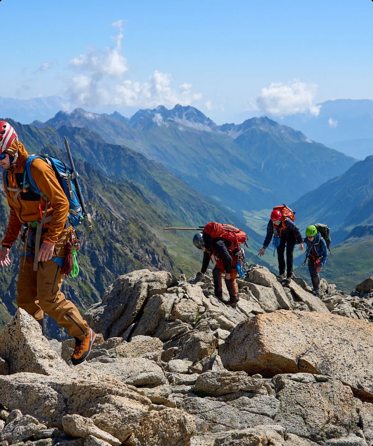 Hochtourengruppe in Gratüberschreitung | © DAV Wuppertal / Stefan Strunk