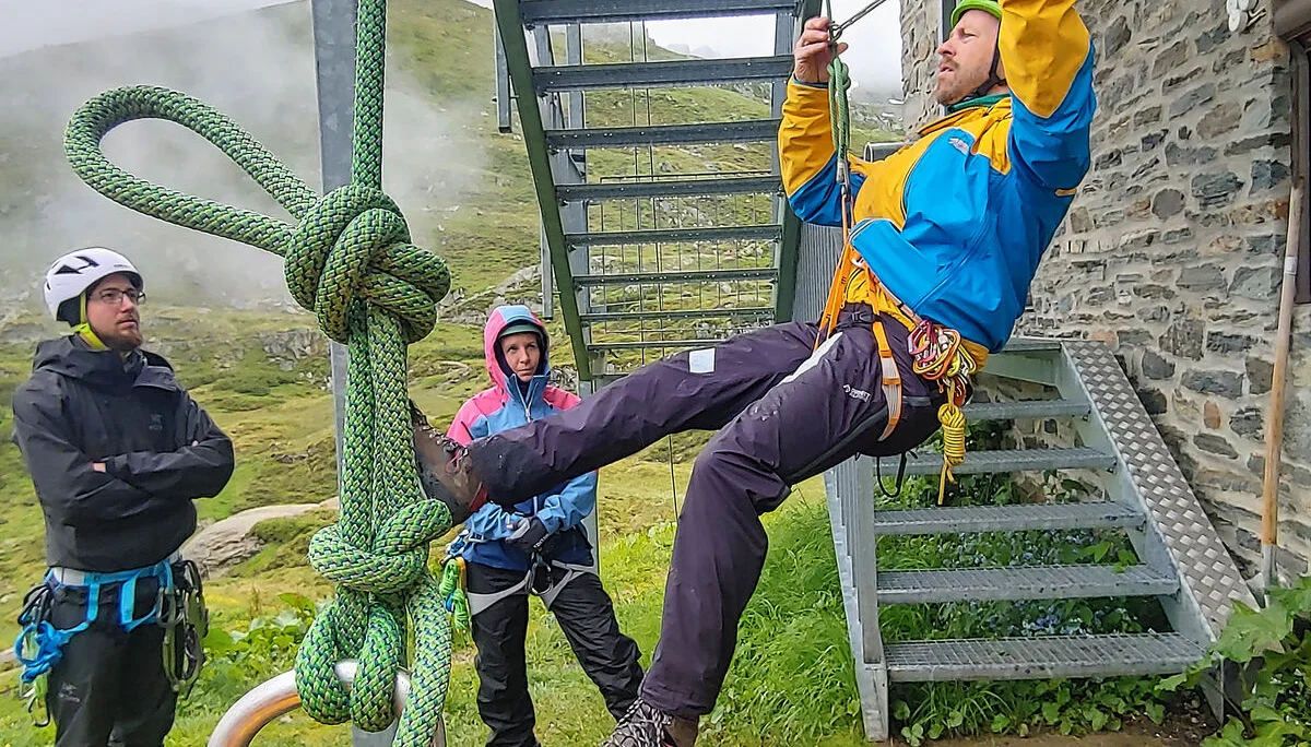 Übung Selbstrettung | © DAV Wuppertal/Stefan Strunk