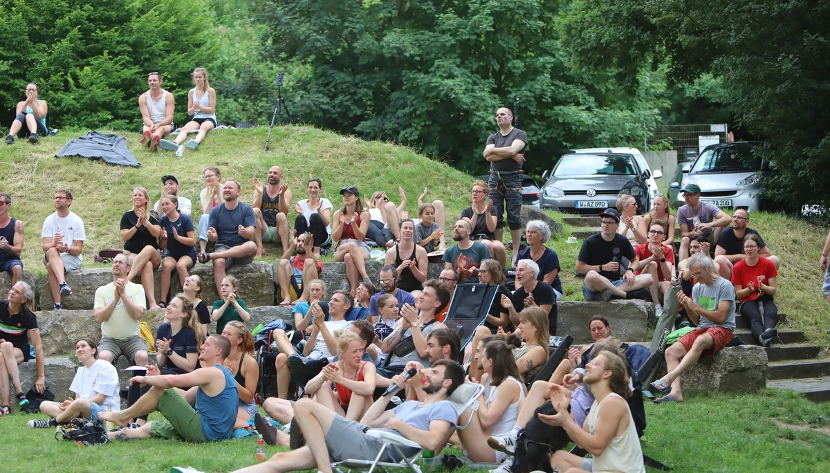 © Manuel Dahmen / Lotta Schewe