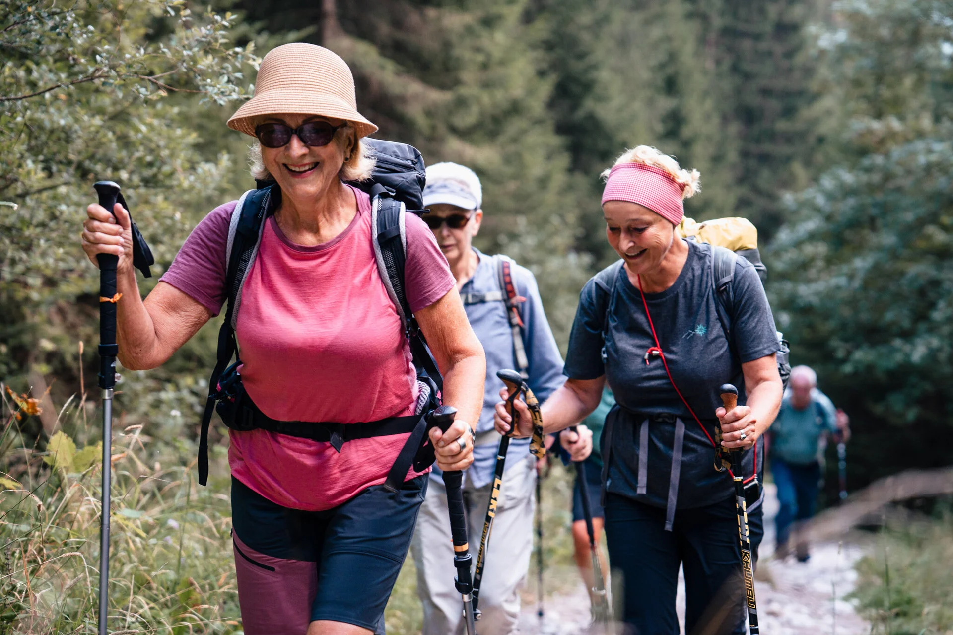 Seniorenwandergruppe beim Aufstieg | © DAV / Marisa Koch